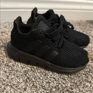 Adidas Black Sneakers Lightweight Breathable Design